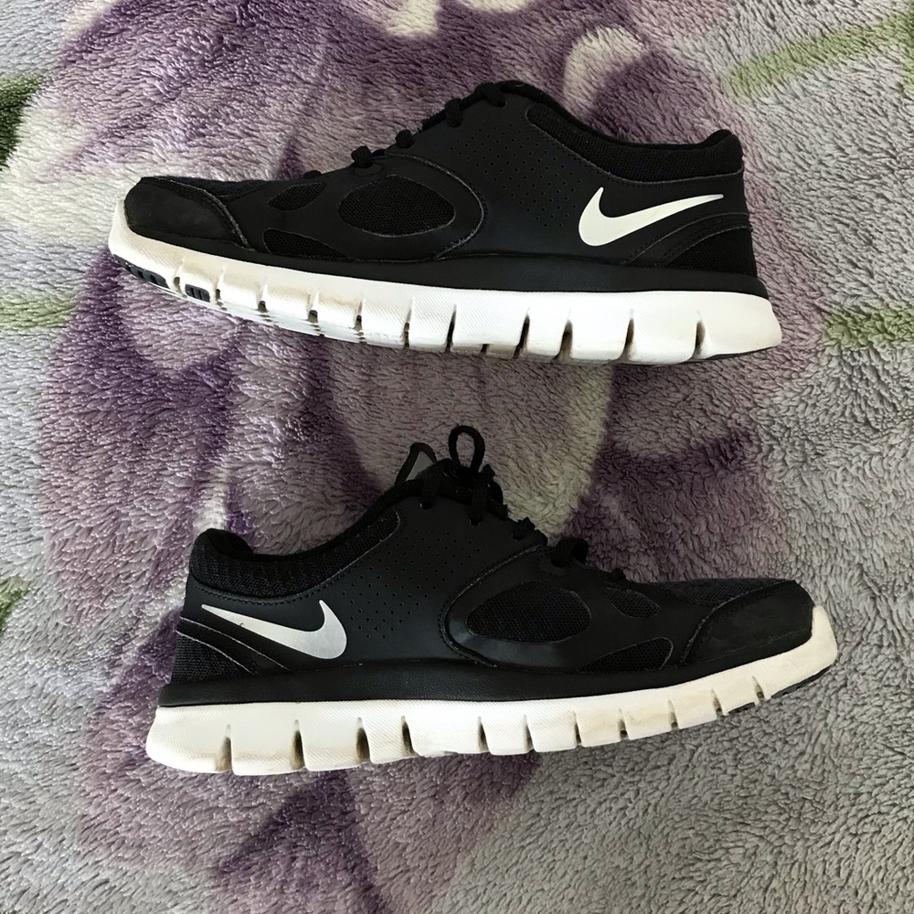 Nike Flex 2012 Women’s Athletic Shoes - Picture 4 of 10